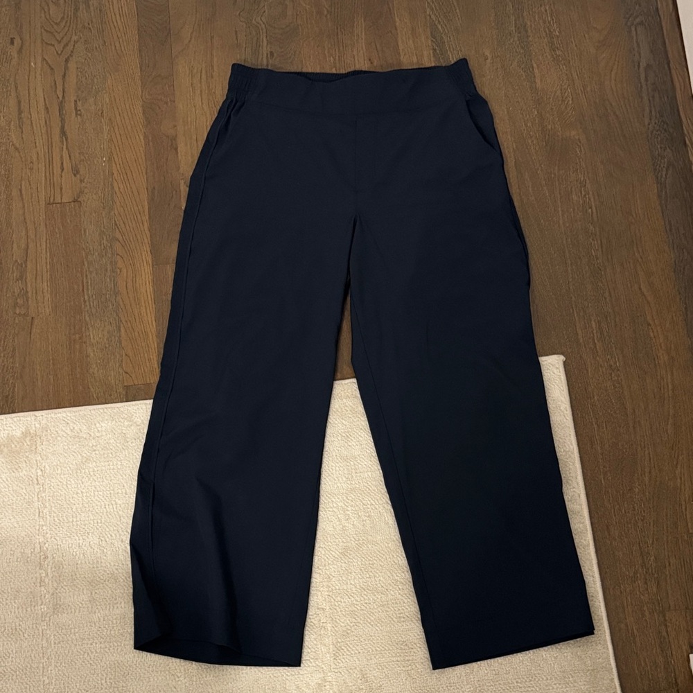 Old Navy Women's Navy Tech Wide-Leg Pants
